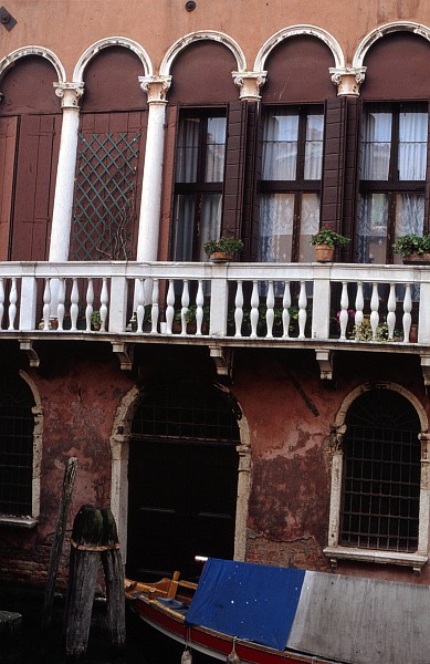 No. 66 Santa Croce, Rio de San Pantalon, 2003