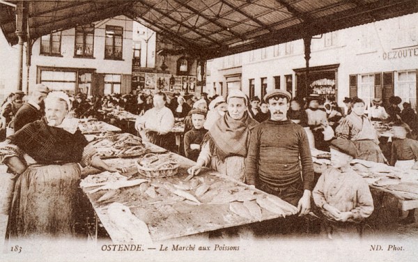 Fish market in Ostend, postcard, ca 1900/1910